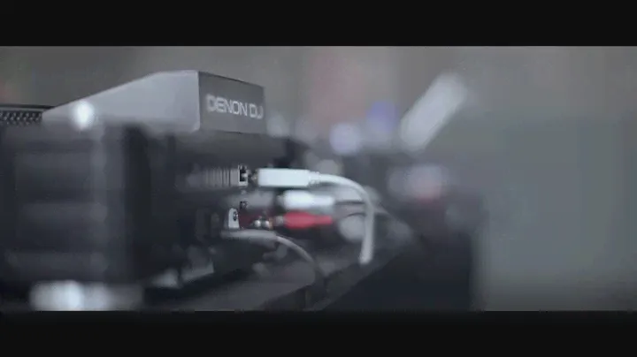 Dr.Switch in the Denon DJ lab'