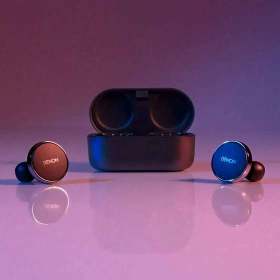Denon PerL Pro Black-4
