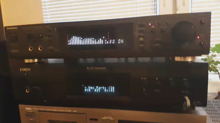 DENON DCD 720AE a Technics SH GE90