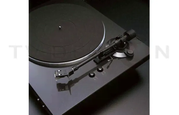 Проигрыватель виниловых дисков DENON DP-300F-1