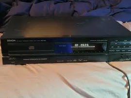 Denon PCM Audio Compact Disc Player DCD- 670