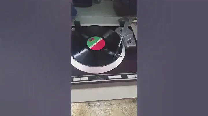 My new 1985 Denon DP-37F Turntable!